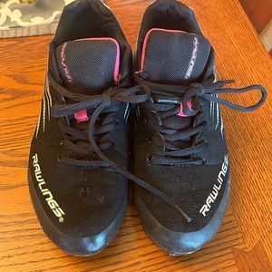 Girls softball cleats